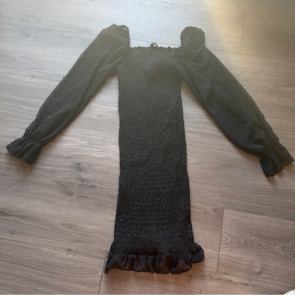 SHEIN Black Garment Label Detail